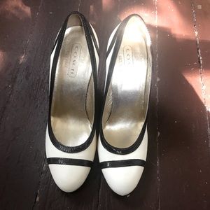 Coach Cassia pumps chanel like